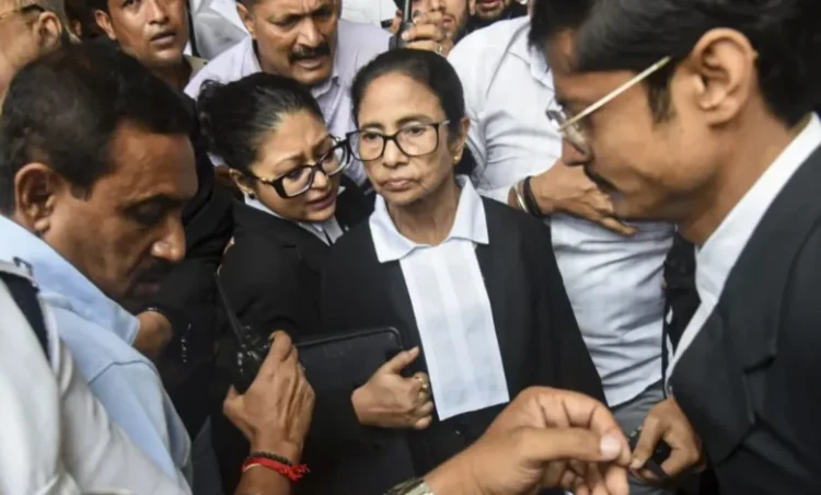 Mamata Banerjee: HC में ममता बनर्जी के खिलाफ चोर-चोर के नारे, बार काउंसिल ने मांगा वकालत का सर्टिफिकेट