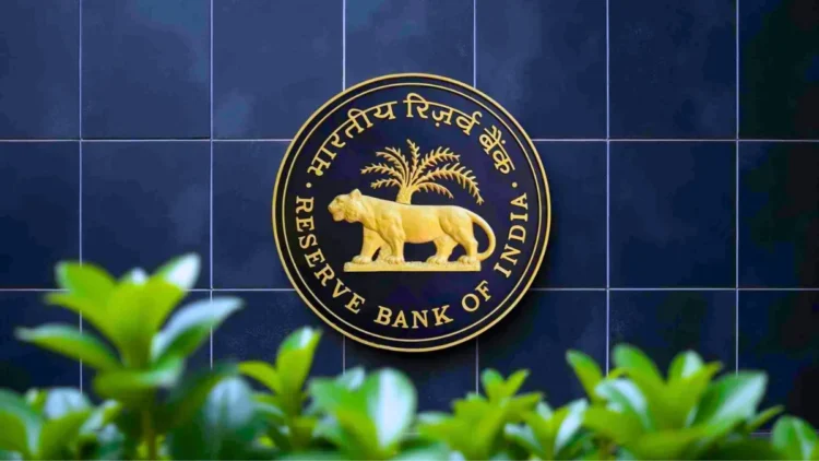 RBI का बड़ा एक्शन! इस बैंक का लाइसेंस किया रद्द, ग्राहकों के जमा पैसों का अब क्या होगा?
