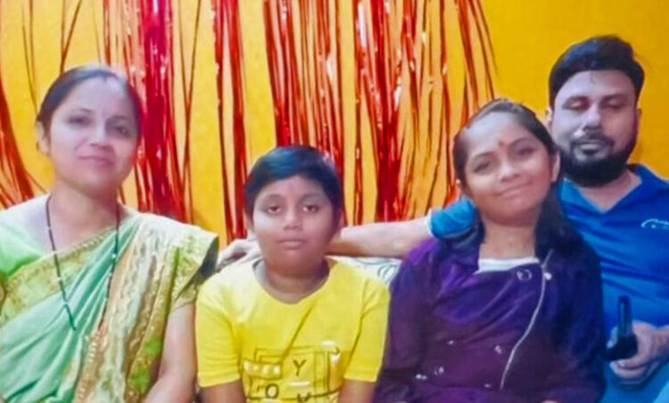 Chhattisgarh top news: दुर्ग में एक ही घर में 4 लोगों के शव मिलने से सनसनी! सुसाइड नोट मिलने के बाद मामला और उलझा, इलाके में मचा हड़कंप