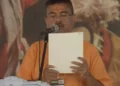 Suvendu Adhikari Oath Ceremony: शुभेंदु अधिकारी बने पश्चिम बंगाल के नए CM, दिलीप घोष और अग्निमित्रा पाल समेत 5 मंत्रियों ने भी ली शपथ