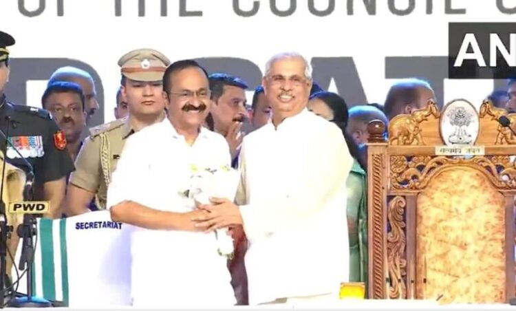Kerala New CM: केरल के नए मुख्यमंत्री बने वीडी सतीशन, राहुल गांधी और प्रियंका गांधी समेत कांग्रेस के कई बड़े नेता रहे मौजूद