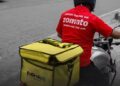 Swiggy Zomato Food Booking: स्विगी-जोमैटो से खाना ऑर्डर करना पड़ेगा महंगा, बढ़ती ईंधन की कीमतों के कारण बढ़ा सकते हैं डिलीवरी चार्ज