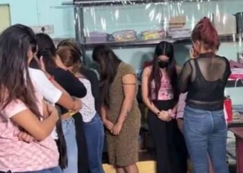 Sex Racket in Water Park: सेक्स रैकेट का भंडाफोड़: वॉटर पार्क की आड़ में चल रहा था जिस्मफरोशी का धंधा, 3 थाई युवति गिरफ्तार