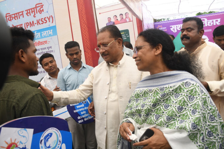 मत्स्य पालकों को मिली नई उड़ान, आजीविका सशक्त बनाने मुख्यमंत्री ने वितरित की आधुनिक सामग्री’