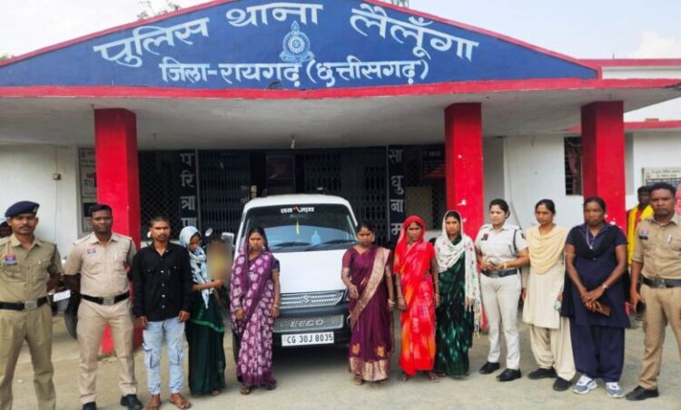 Raigarh News : रायगढ़ पुलिस ने बाजार हाट में सक्रिय झपटमार और पाकेटमार गिरोह का किया पर्दाफाश