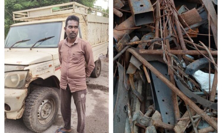 Raigarh News : “ऑपरेशन प्रहार” के तहत थाना पूंजीपथरा और साइबर पुलिस की बड़ी कार्रवाई, 2.85 टन संदिग्ध कबाड़ सहित पिकअप वाहन जब्त