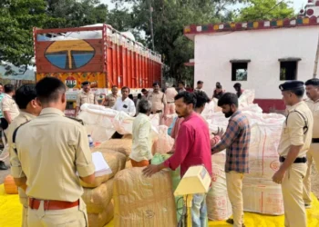 Chhattiagarh news: छत्तीसगढ़ में अंतरराज्यीय गांजा तस्करी का भंडाफोड़, 10 करोड़ के गांजा के साथ 2 तस्कर गिरफ्तार