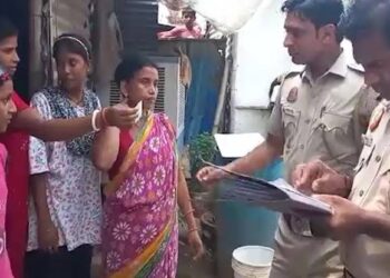 Bangladeshi Arrested in Gujarat: अवैध घुसपैठियों पर पुलिस का बड़ा एक्शन, रेड में 84 अवैध बांग्लादेशी गिरफ्तार