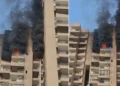 Noida AC Blast: AC फटने से फ्लैट में लगी भीषण आग: सामान जलकर राख, धुआं उठते देख लोगों ने भागकर बचाई जान