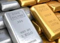 Gold-Silver की कीमतों में आई तेज गिरावट, चांदी ₹6000 लुढ़की; जानिए आज क्या है 24 कैरेट सोने का भाव?