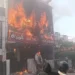 Lucknow Coaching Fire: कोचिंग सेंटर में लगी भीषण आग, जान बचाने के लिए जलते हुए बिल्डिंग से कूदे छात्र
