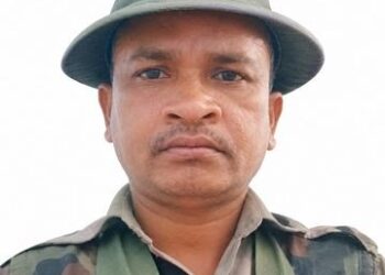 Chhattisgarh top news: छत्तीसगढ़ में CAF जवान ने ड्यूटी के दौरान खुद को मारी गोली, कैंप में मचा हड़कंप
