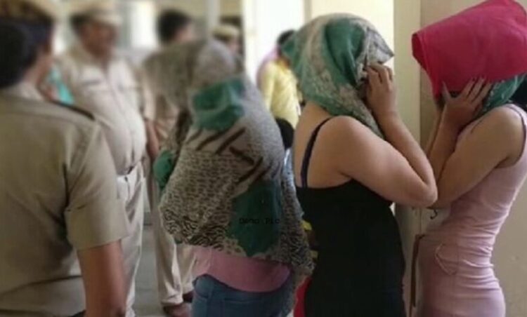Sex Racket Busted: स्पा सेंटर की आड़ में चल रहा था देह व्यापार का धंधा, तीन महिलाएं मुक्त कराई गई