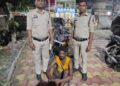 Raigarh News : पत्नी की हत्या की कोशिश करने वाला आरोपी पति गिरफ्तार, बुलेट मोटरसाइकिल से कई बार कुचलने का आरोप