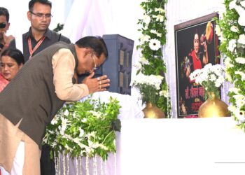 *लोककला की महान साधिका डॉ. तीजन बाई की स्मृतियों को चिरस्थायी बनाएगी राज्य सरकार : मुख्यमंत्री श्री विष्णुदेव साय*