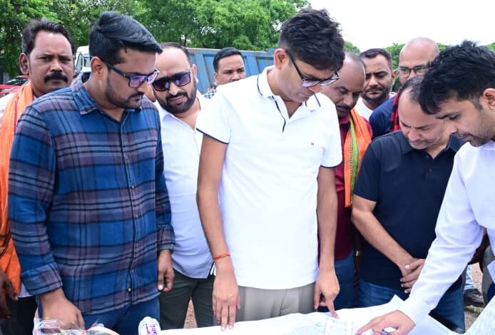 Raigarh News : सुशासन सरकार में तेजी से बढ़ रहे विकास कार्य, वित्त मंत्री ओपी चौधरी ने निर्माण कार्यों का निरीक्षण कर परखी गुणवत्ता