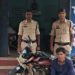 Raigarh News : निगरानी बदमाश महेश पैंकरा फिर चढ़ा घरघोड़ा पुलिस के हत्थे, 24 घंटे में चोरी की बाइक और मोबाइल बरामद