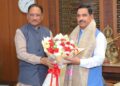 *5 लाख मीट्रिक टन चावल के शीघ्र उठाव की पहल, मुख्यमंत्री विष्णुदेव साय ने केंद्रीय मंत्री से पर्याप्त रेलवे रैक उपलब्ध कराने का किया आग्रह*