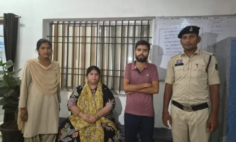 Raigarh News रायगढ़ पुलिस की बड़ी कार्रवाई : शहर में देह व्यापार के दो अड्डों पर एक साथ छापेमारी, दो महिलाओं और समेत 4 आरोपी गिरफ्तार