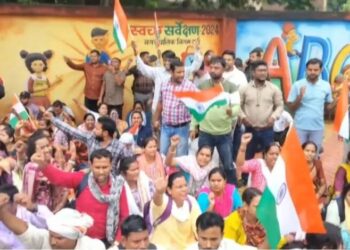 Chhattisgarh top news: दुर्ग में 22 दिनों से अतिथि शिक्षकों का आंदोलन; कई आंदोलनकारी हिरासत में, धरनास्थल पर जवान तैनात