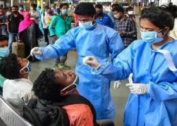 Covid Cases Today: भारत में कोरोना ने फिर बढ़ाई टेंशन, चपेट में आने से चार लोगों की मौत, स्वास्थ्य विभाग में मचा हड़कंप