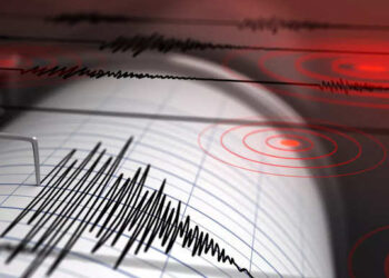 Earthquake In Gujarat: 3 मिनट में दो बार कांपी भारत के इस राज्‍य की धरती, घरों से बाहर निकले लोग, इतनी रही तीव्रता