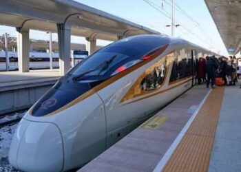 Bullet Trains Five Update: केंद्रीय रेल मंत्री “अश्विनी वैष्णव” ने बुलेट ट्रेन पर दिए 5 बड़े अपडेट, जाने किन रूटों पर चलेगी और कब होगी लॉन्च!
