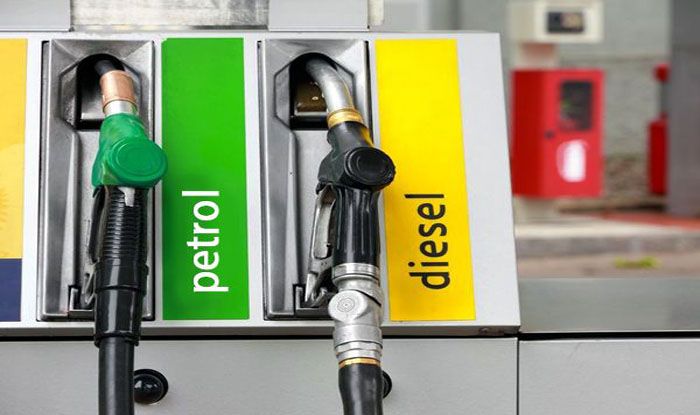 Petrol – Desel Rate : पेट्रोल और डीजल के नए रेट्स जारी, आज एक लीटर तेल की क्या कीमत है, यहां देखें पूरी लिस्ट।