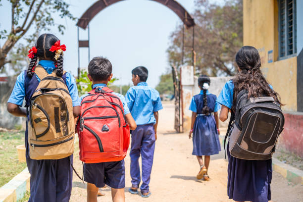 Chhattisgarh top news: छत्तीसगढ़ में पहली कक्षा में एडमिशन पाने के लिए 6 वर्ष आयु अनिवार्य, सरकार ने जारी किए नए नियम