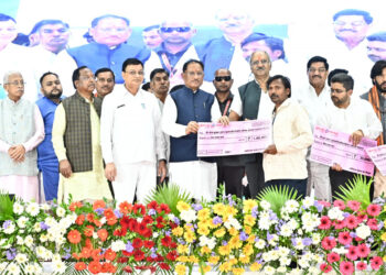 ढाई साल की उपलब्धियाँ- छत्तीसगढ़ का श्रमिक कल्याण के क्षेत्र में नई पहचान