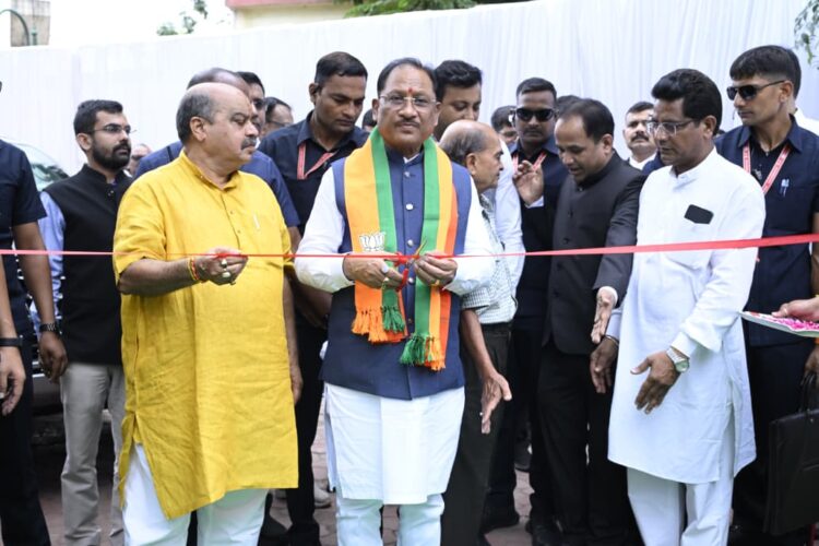देश की आजादी में छत्तीसगढ़ के वीर नायकों का योगदान नई पीढ़ी तक पहुंचाना हमारा दायित्व : मुख्यमंत्री श्री विष्णु देव साय*
