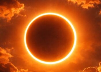 Solar Eclipse 2026: साल का दूसरा सूर्य ग्रहण आज, जानें सूतक काल का सही समय और नियम