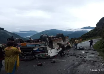 Chamba Road Accident: हादसे के बाद मची चीखपुकार, सड़क से नीचे गिरी बेकाबू बस; चारों तरफ बिखर गईं लाशें
