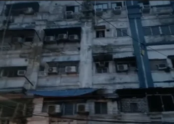 kolkata Massive Fire: भीषण अग्निकांड, होटल में आग लगने से 9 बांग्लादेशी नागरिकों की मौत
