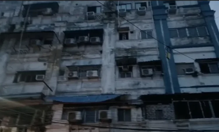 kolkata Massive Fire: भीषण अग्निकांड, होटल में आग लगने से 9 बांग्लादेशी नागरिकों की मौत