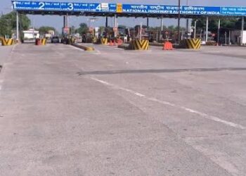 Toll Tax: NHAI का बड़ा कदम; 121 टोल प्लाजा पर शुरू किया FASTage Local Pass, जानें किसे होगा फायदा