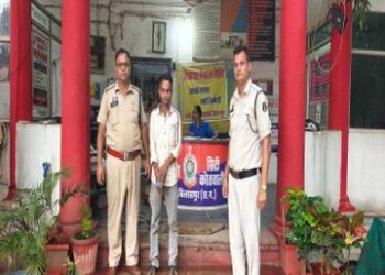 Bilaspur news: गांजा तस्कर के खिलाफ बिलासपुर पुलिस की बड़ी कार्रवाई, 20-KG गांजा के साथ 2 युवक गिरफ्तार