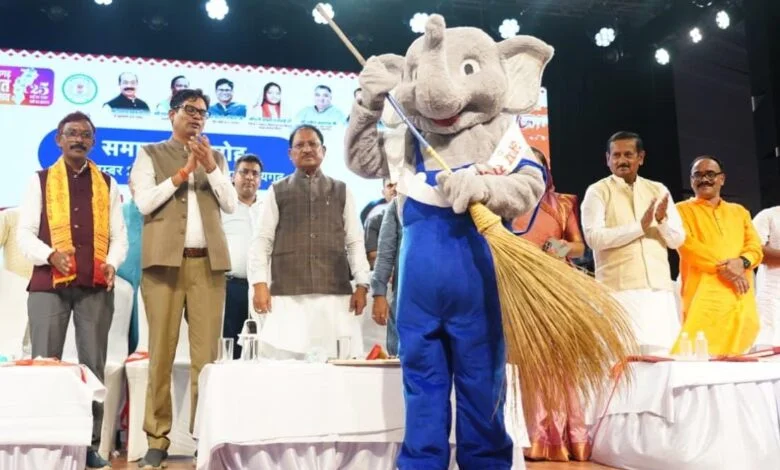 सुग्घर रायगढ़, आरुग रायगढ़” की पहचान बनेगा “अप्पू राजा”, मुख्यमंत्री ने स्वच्छता शुभंकर को किया लोकार्पित