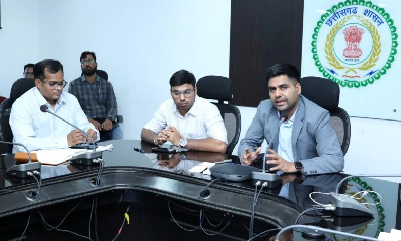 Top News In Raigarh: अग्निवीर भर्ती की लिखित परीक्षा में उत्तीर्ण अभ्यर्थियों को नि:शुल्क शारीरिक दक्षता प्रशिक्षण का मिले लाभ: सीईओ जिला पंचायत जितेन्द्र यादव