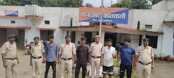 जशपुर पुलिस का “ऑपरेशन शंखनाद” जारी, 11 गौ वंशों को कराया मुक्त, 4 तस्कर गिरफ्तार