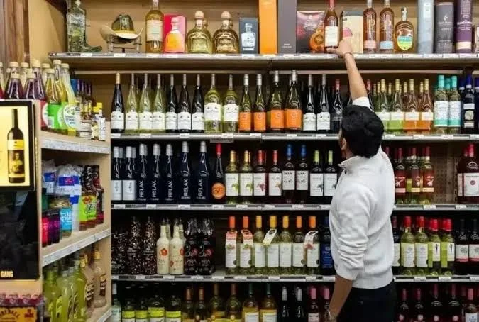 छत्तीसगढ़ में नई आबकारी नीति में बदलाव, ब्रांडेड रेस्टोरेंट को मिलेगा विदेशी शराब पिलाने का लाइसेंस..
